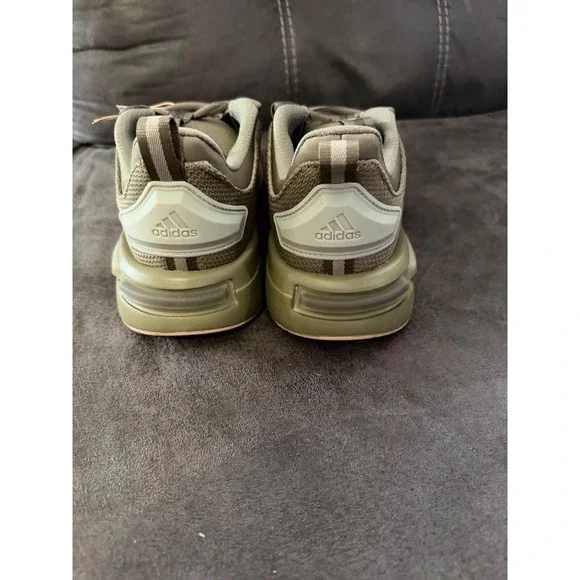 Adidas Racer TR23 Mens Sneakers Olive Green Gum Sole IH2330 Running Shoes